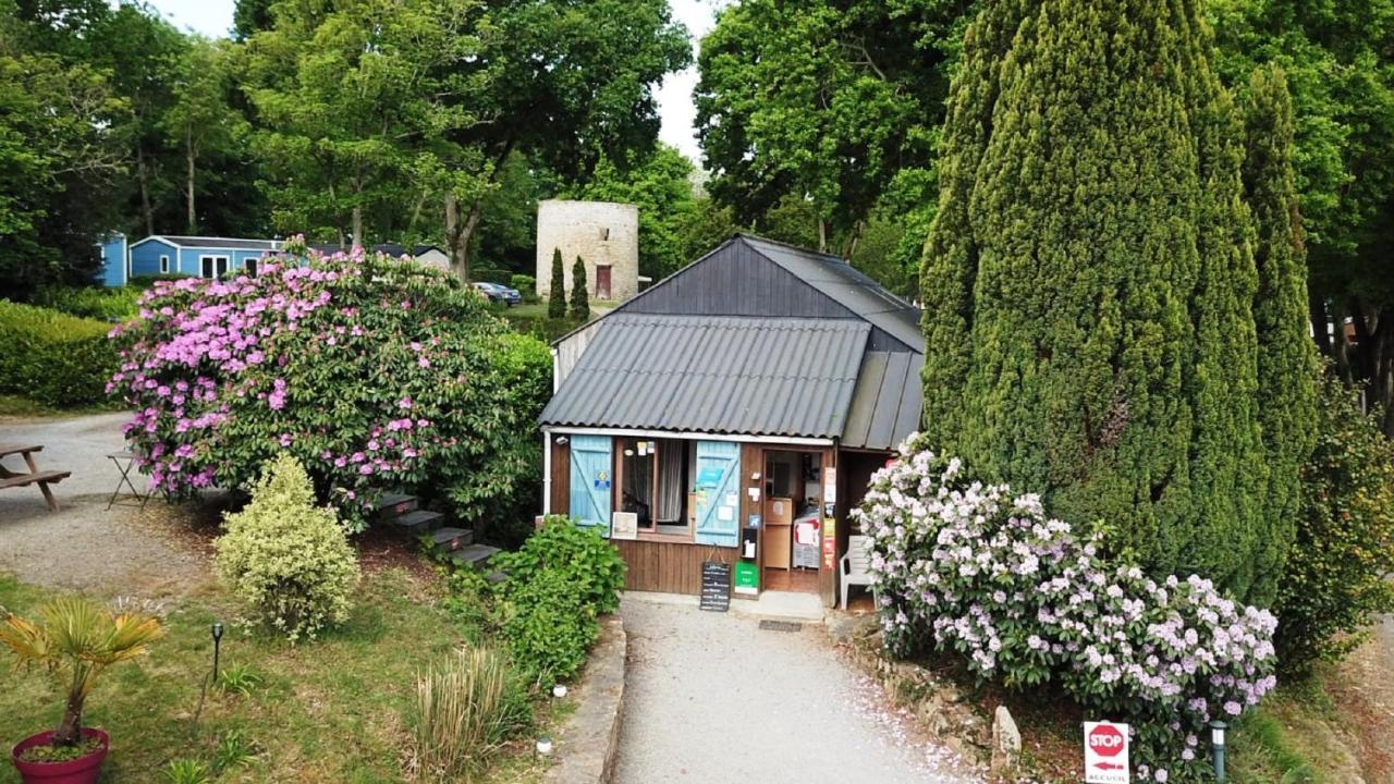 Camping Le Balcon De La Baie Saint-Marcan Bagian luar foto