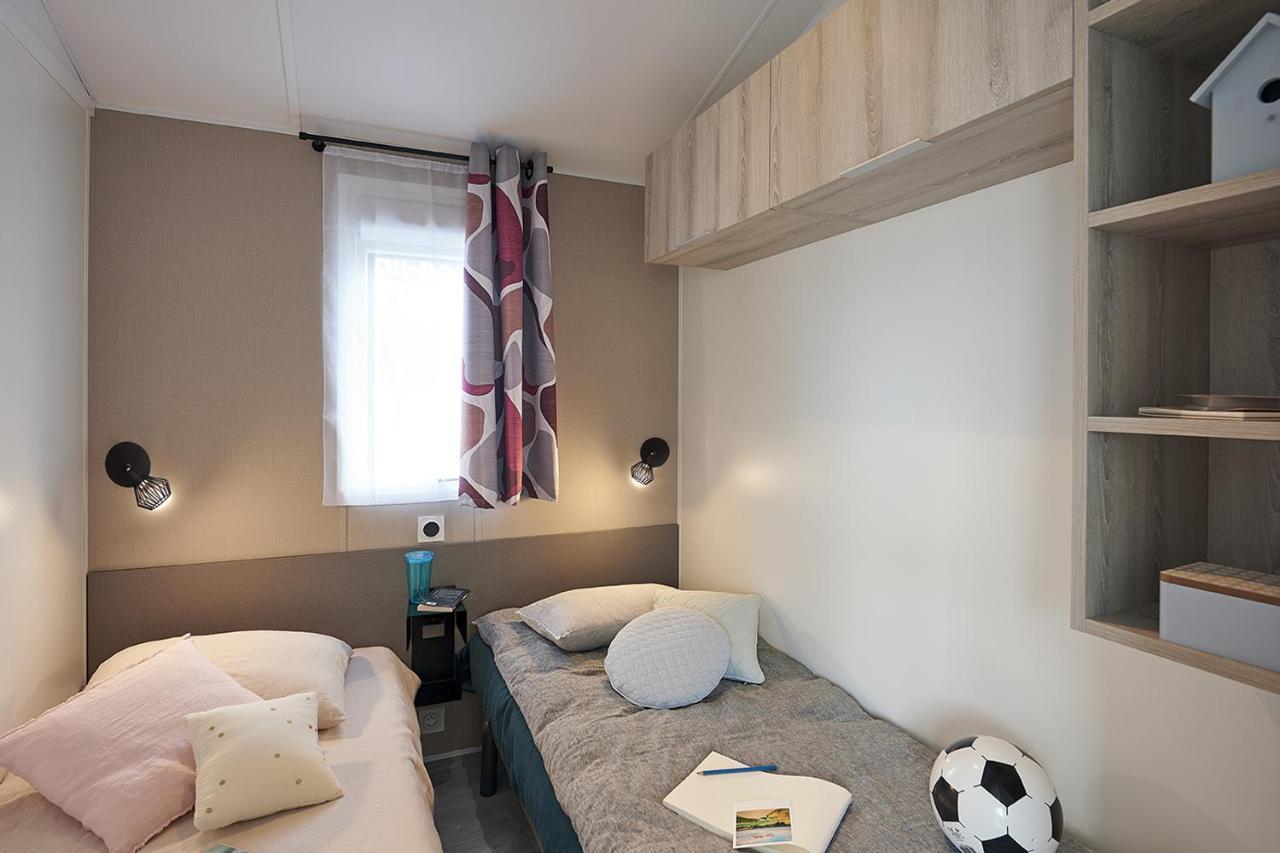 Camping Le Balcon De La Baie Saint-Marcan Bagian luar foto