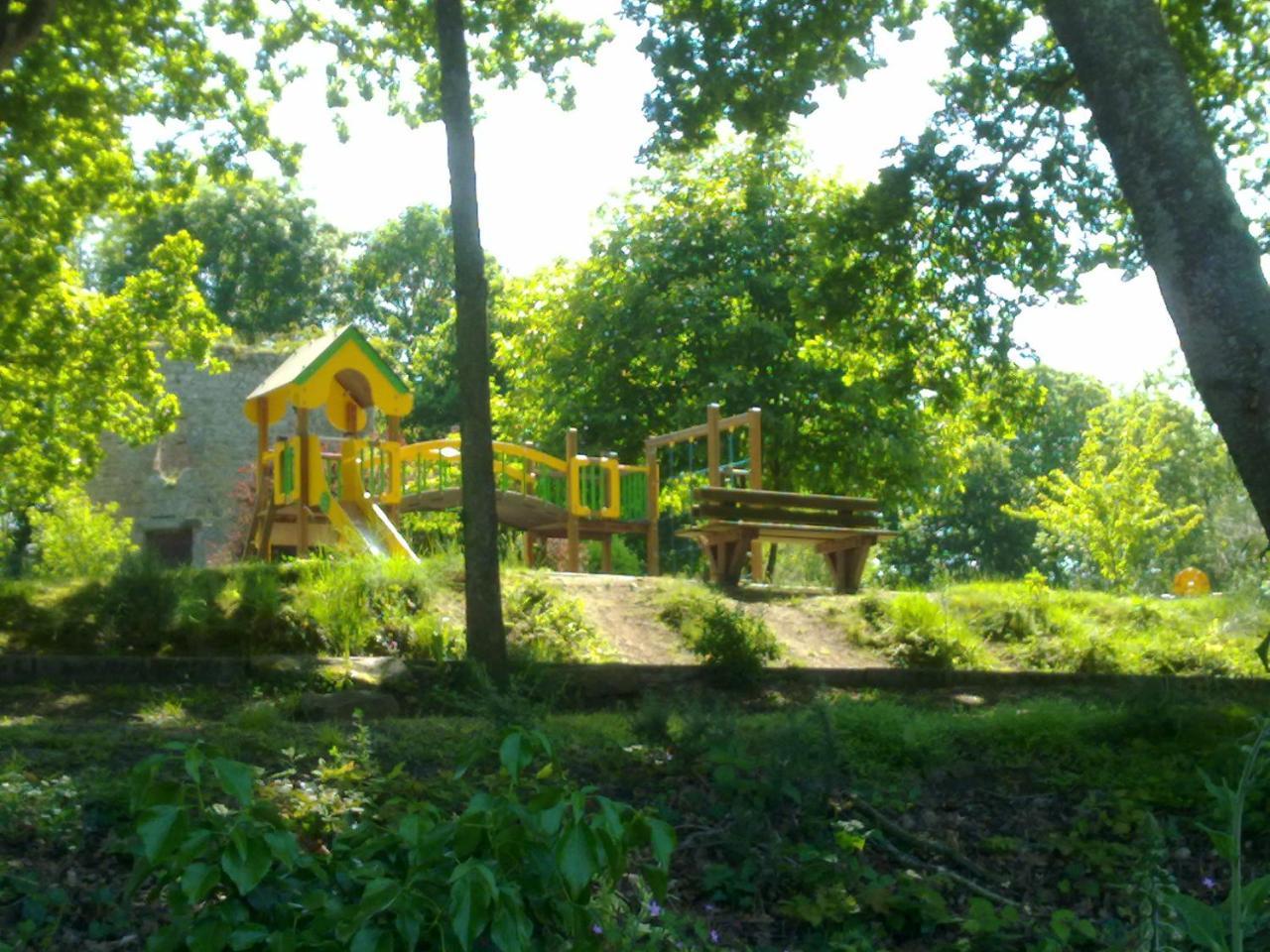 Camping Le Balcon De La Baie Saint-Marcan Bagian luar foto